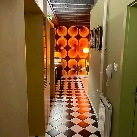 Daire Very Nice 70's Style *